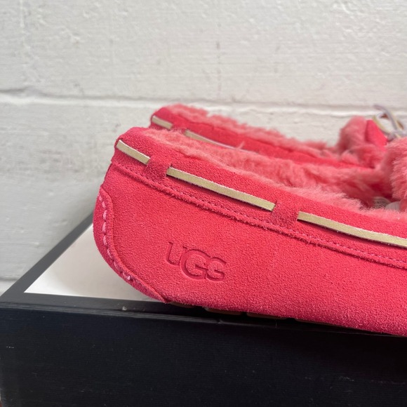 UGG Dakota 1107949 Shearling Moccasin Slipper Nantucket Coral Suede Women's 11 - Picture 8 of 11